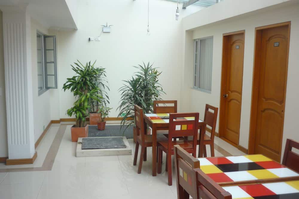 Hotel Casa La Riviera - בוגוטה