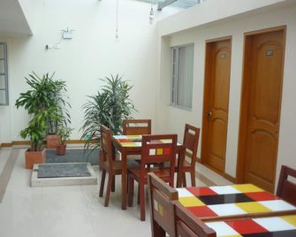 Hotel Casa La Riviera - בוגוטה