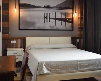 Hotel Mirablau - Aguadulce - Schlafzimmer