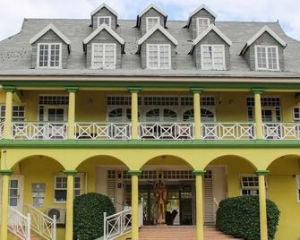 Studio at Sandcastle Resort - Ocho Rios - Building