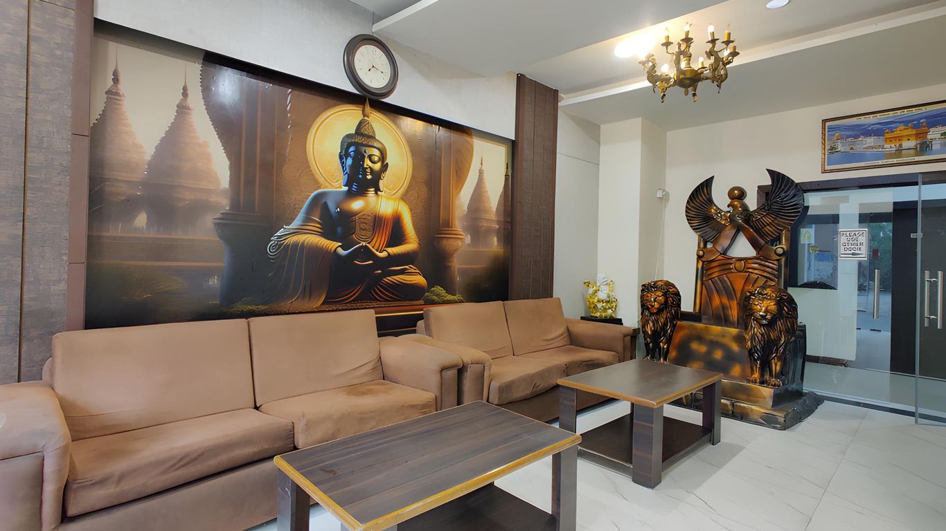 Treebo Dee Intercontinental