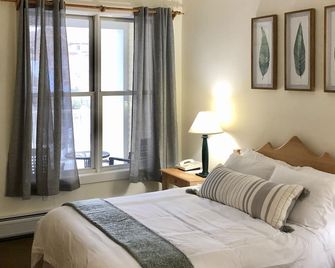 Stratton 1 Bedroom Long Trail Condo, Walk to Village and Lifts - Stratton - Habitación