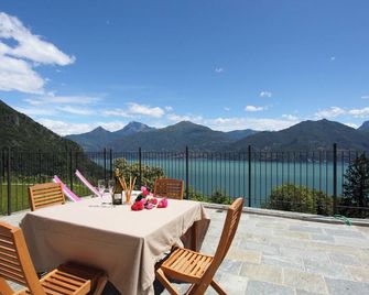 Le Petit Palais Villa - Menaggio - Balcony