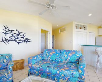 Pksh16 Shutters 301 - Pine Knoll Shores