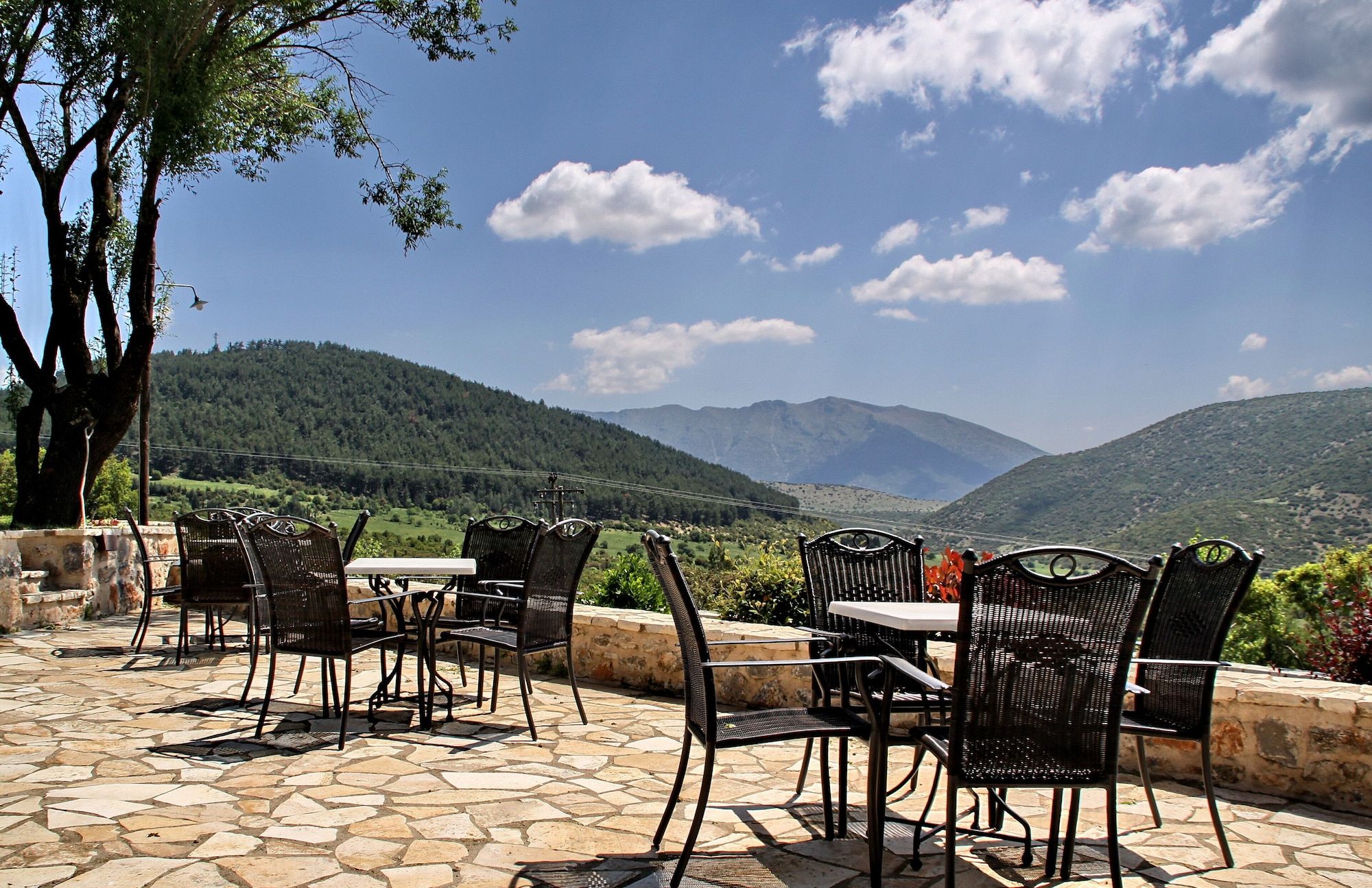 Menalia Villas & Suites