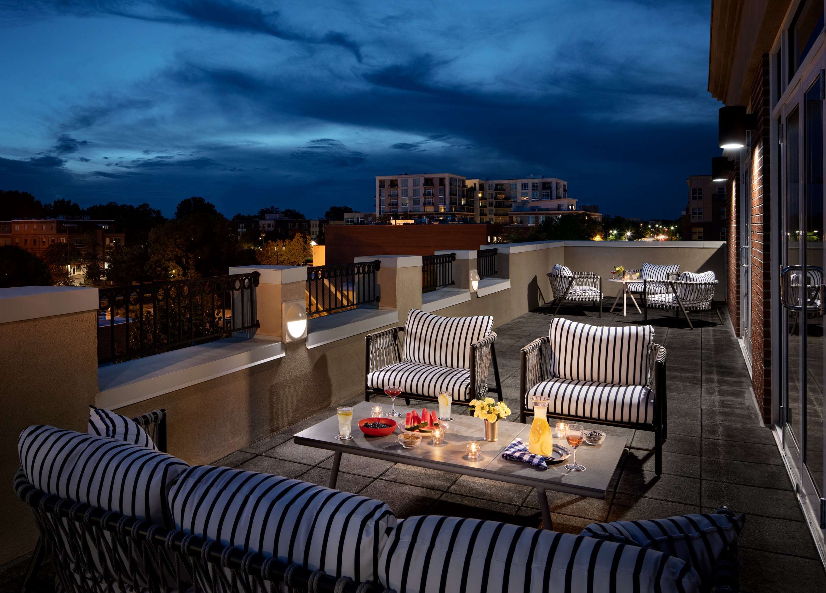 Graduate by Hilton Chapel Hill - Chapel Hill - Balkon