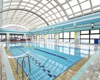 Hotel Ichinomiya Seaside Otsuka - Chosei - Басейн