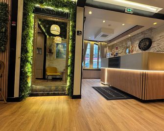 Hotel Nation Montmartre - Paris - Hall d’entrée