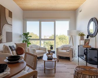 Joinery West - Charlotte - Living room
