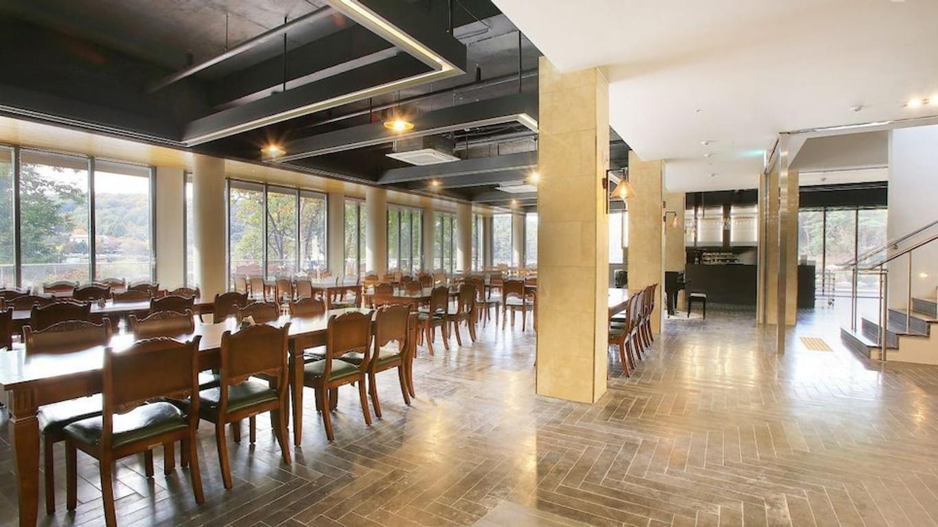 Hotel Gallery