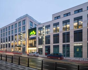 Hotel Olga - פראג - בניין