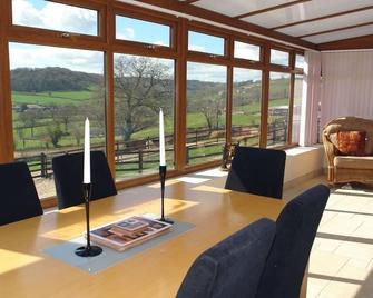 Hiscox Cottage - Colyton - Eetruimte