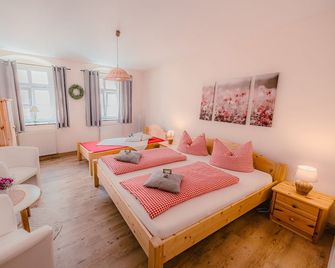 Pension zur Kurfürstin - Wolkenstein - Schlafzimmer