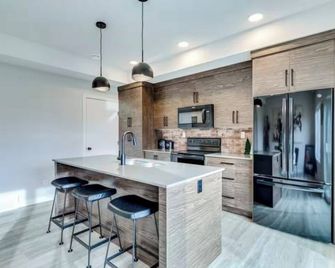 Luxury Townhome in Sylvan Lake - Sylvan Lake - Kuchyň