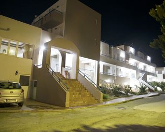 Hotel Athinoula - Kefalos - Gebäude