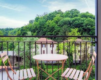 Relax House 7min In Bus Dal Lago - Como - Balcony