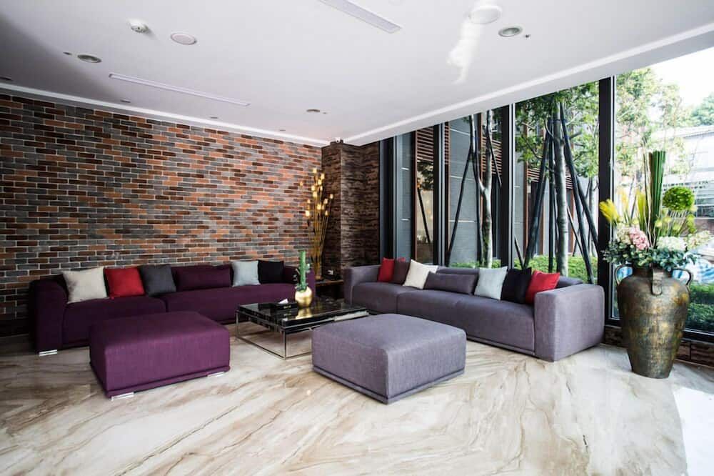 Imperial Dynasty Boutique Hotel