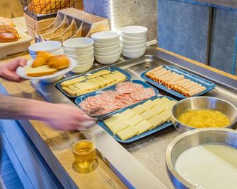 Ibis Budget Toulon Centre - Toulon - Essbereich