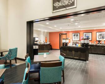 Hampton Inn & Suites Orlando At Seaworld - אורלנדו - מסעדה