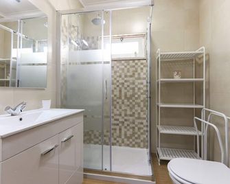 Charming Guesthouse - Sónias Houses - Lisbon - Bathroom