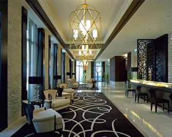 DoubleTree by Hilton Hotel Naha - Naha - Lobby