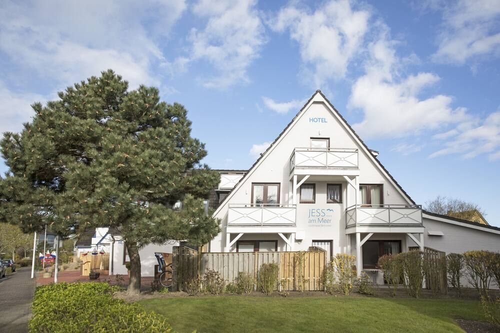 Hotel Jess am Meer - בוסום - בניין