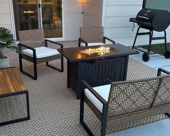 The Fly the Coop Dupe - วิชิตา - ลาน