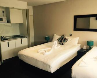 Nox Hotels - West End Lane II - London - Bedroom