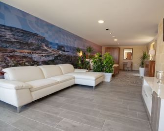 39 St. George - Victoria - Oturma odası