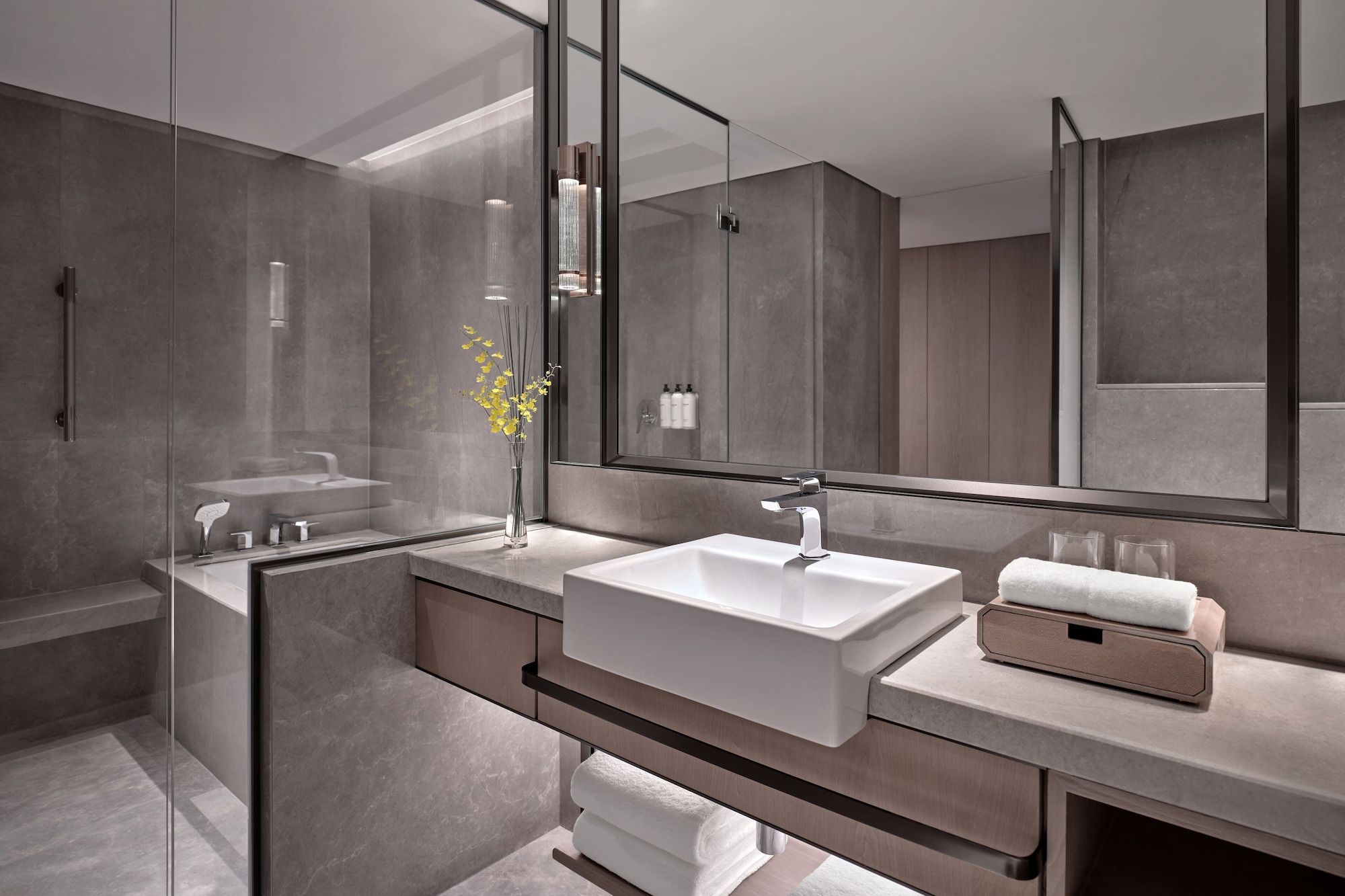 Bathroom view of Grand Hyatt Beijing