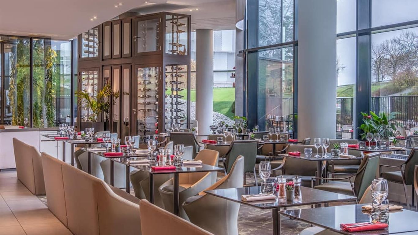 プルマン パリ ロワシー Cdg エアポート