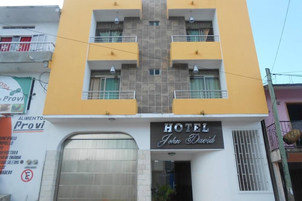 Hotel John David - פלנקה - בניין