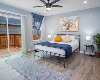 Spacious Delightful 4 Br 3 Ba Close To Downtown - 聖安東尼奧 - 臥室