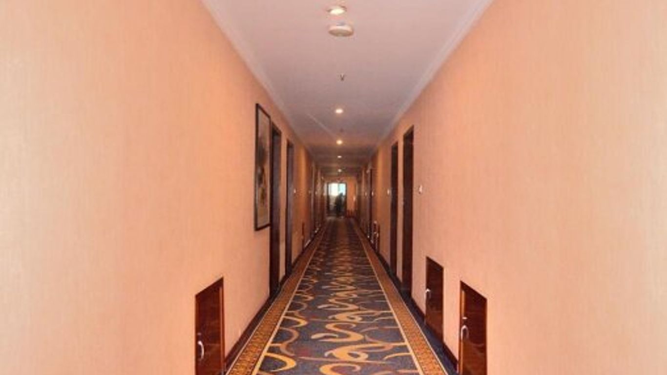 Baotou West Lake Hotel