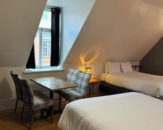 E-Hotel Des Grisons - Québec City - Dormitor