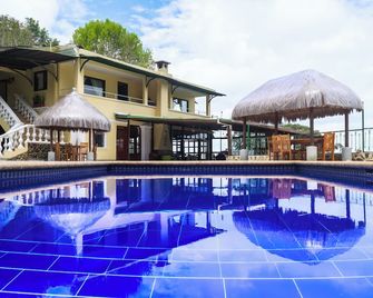 El Edén Country hotel y Club Residencial - Armenia - Pool