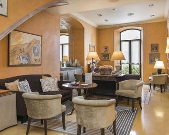 Bremon Boutique Hotel by Duquesa Hotels Collection - Cardona