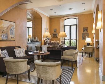 Bremon Boutique Hotel by Duquessa Hotels Collection - Cardona