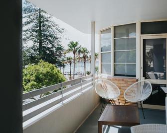Port Macquarie Hotel - Port Macquarie - Balcony