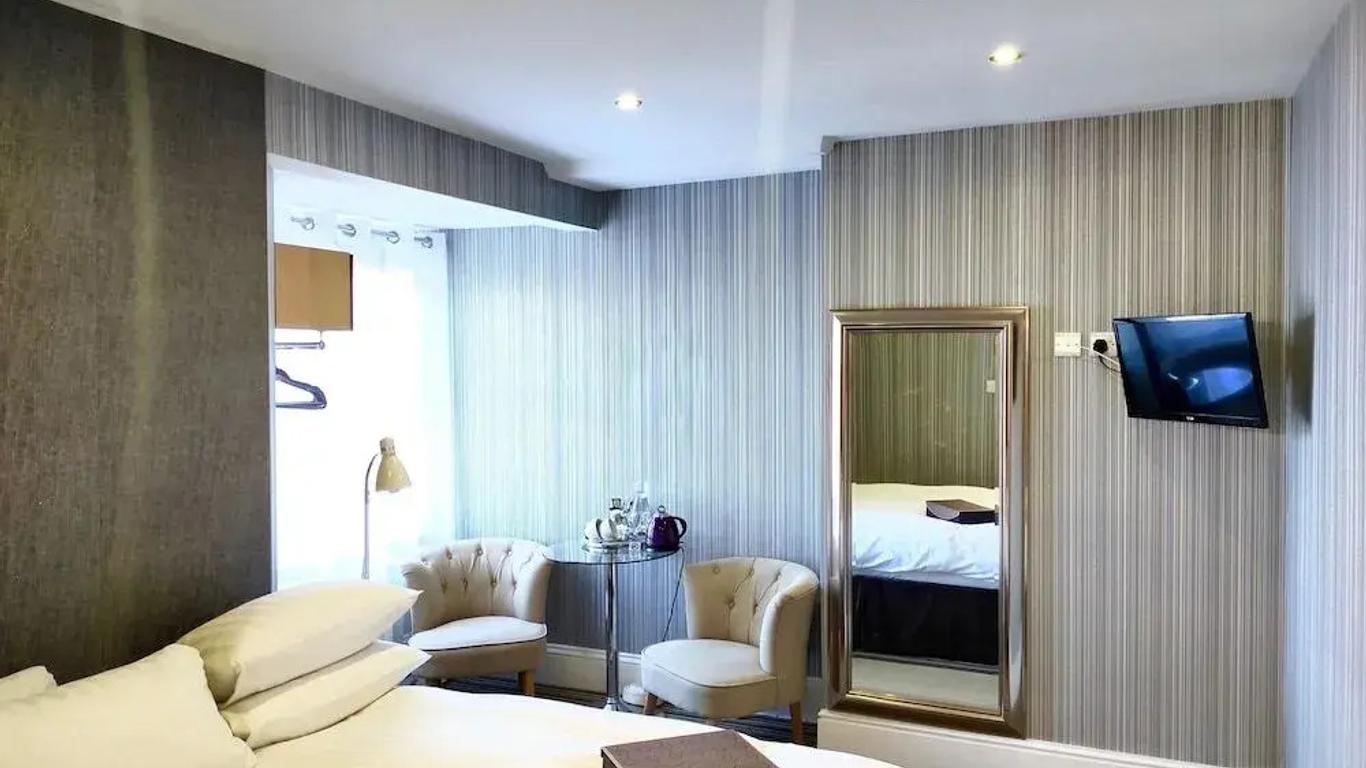 Regency Rooms