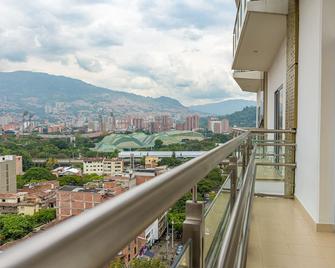 Hotel Dorado La 70 - Medellín - Balkon