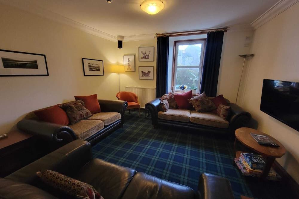 بيميني جيست هاوس