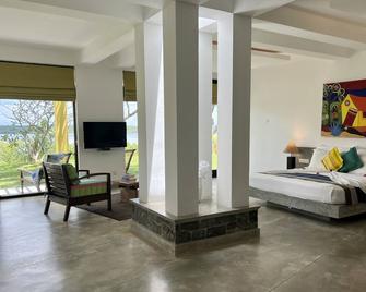 Buckingham Place - Tangalla - חדר שינה