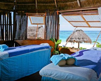 Akumal Bay Beach & Wellness Resort - Akumal
