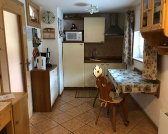 Mes Lastei - Campitello di Fassa - Kitchen