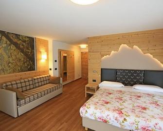 Hotel San Giovanni - ויגו די פאסה - חדר שינה