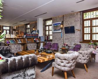 Orchis Hotel - אייבאליק - טרקלין