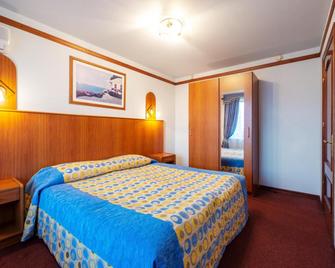Sport Park Volen - Yakhroma - Habitación