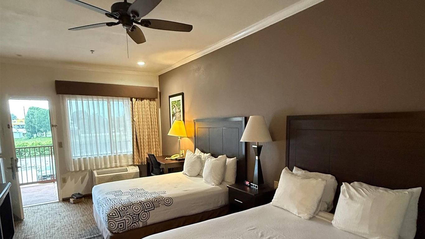 Days Inn by Wyndham Navasota
