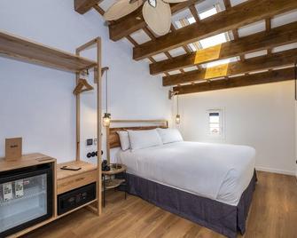 Nao Catedral Boutique Hotel - Ciutadella de Menorca - Chambre